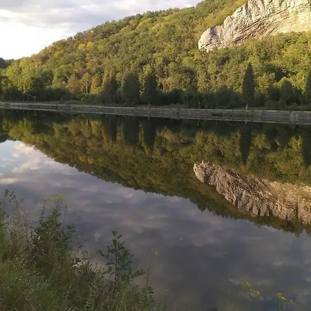 De Miavoye Calme Nature Chaleur Vue Onhaye
