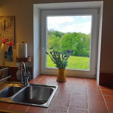 De Miavoye Calme Nature Chaleur Vue * Onhaye